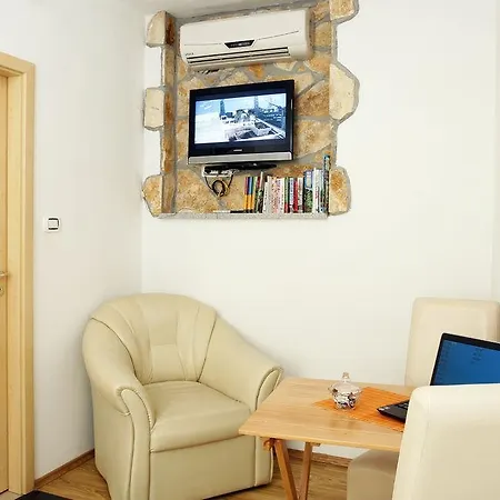 Urbi Et Orbi Апартаменты