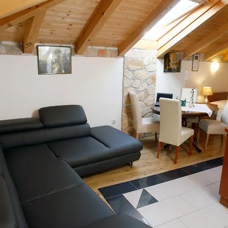 Urbi Et Orbi Апартаменты Сплит