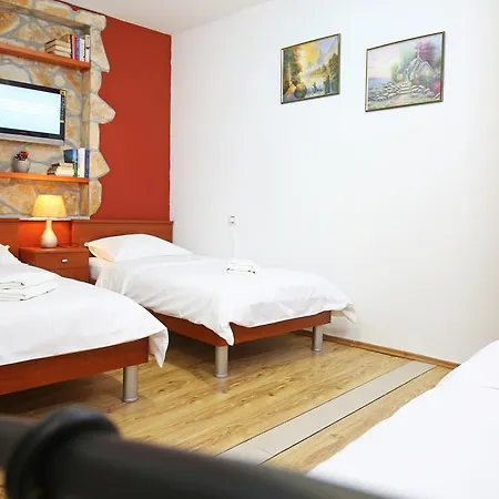 Urbi Et Orbi Apartament