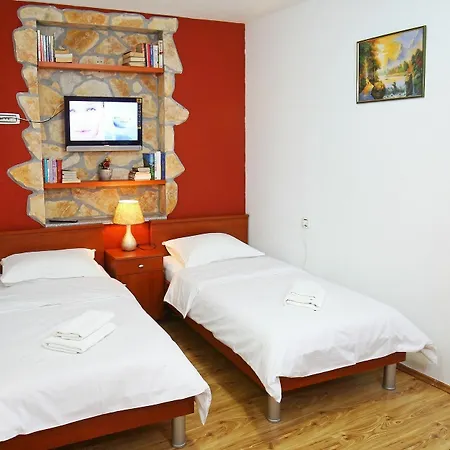 Apartament Urbi Et Orbi *