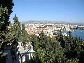 Urbi Et Orbi Апартаменты Сплит