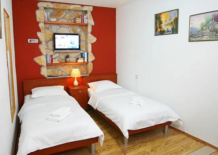 Апартаменты Urbi Et Orbi *